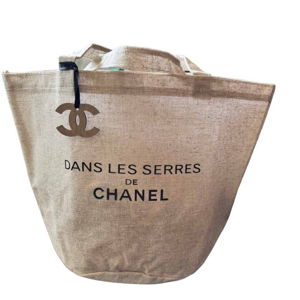 CHANEL NEW